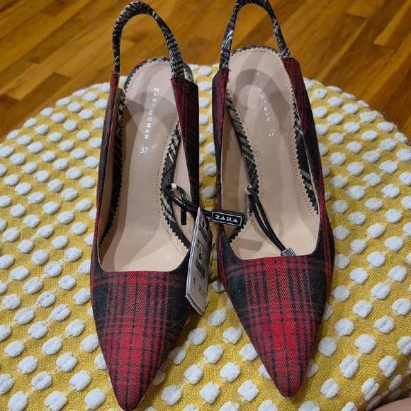 Zara Red and Black Plaid Slingback Heels - Picture 1 of 6